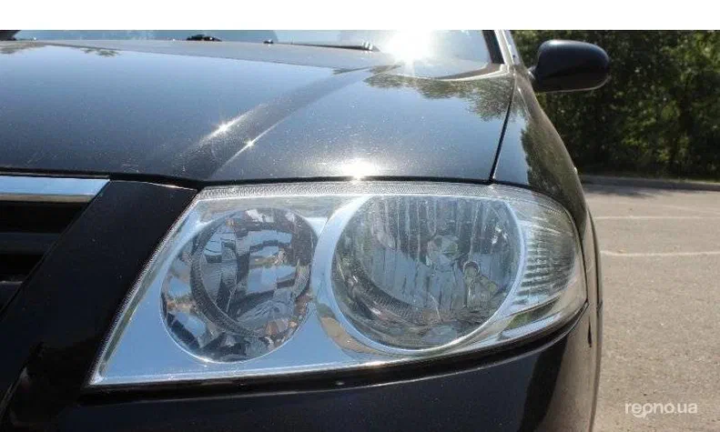 Nissan Almera 2011 - 4