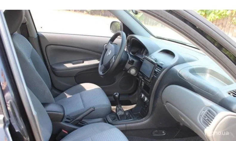 Nissan Almera 2011 - 22