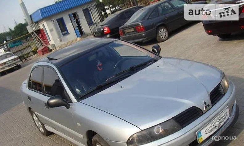 Mitsubishi Carisma 2002 - 3