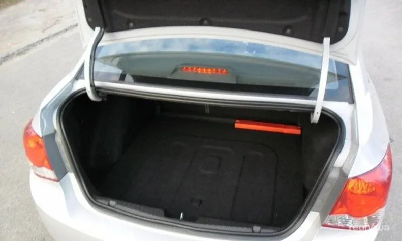 Chevrolet Cruze 2010 - 25