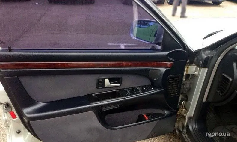 Audi A8 1995 - 10