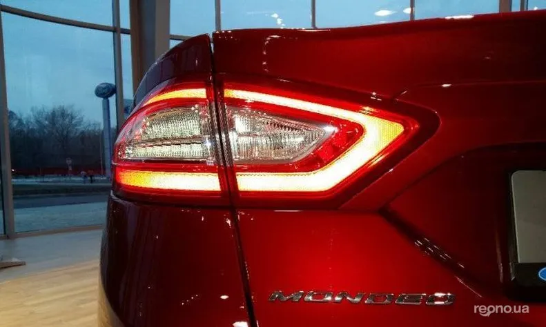 Ford Mondeo 2015 - 1
