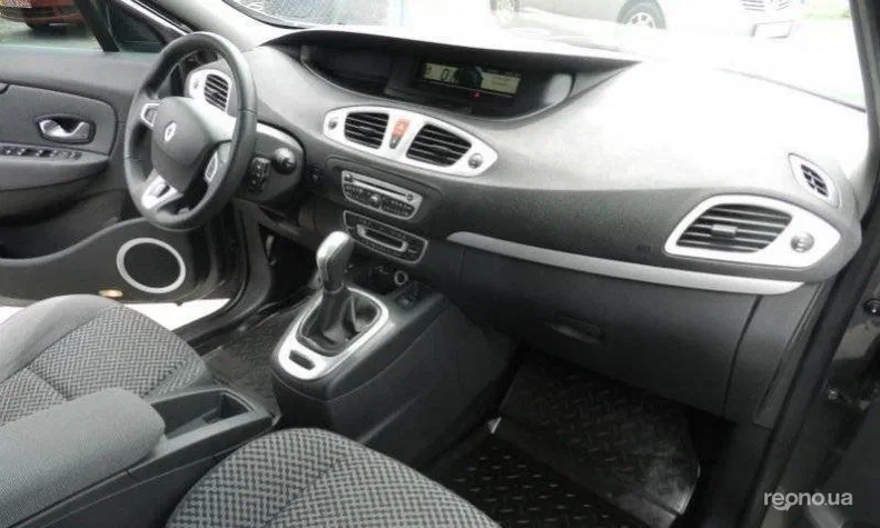 Renault Scenic 2012 - 7