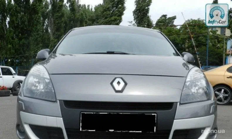 Renault Scenic 2012 - 1