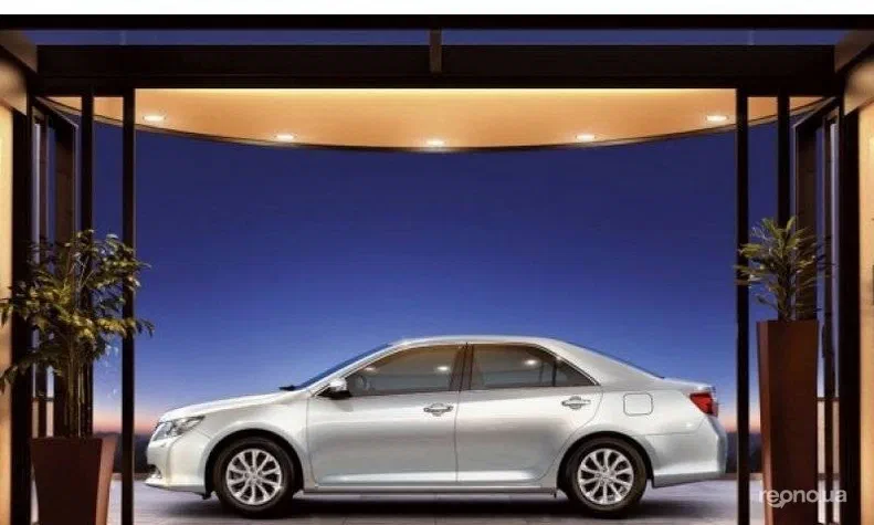 Toyota Camry 2014 - 5