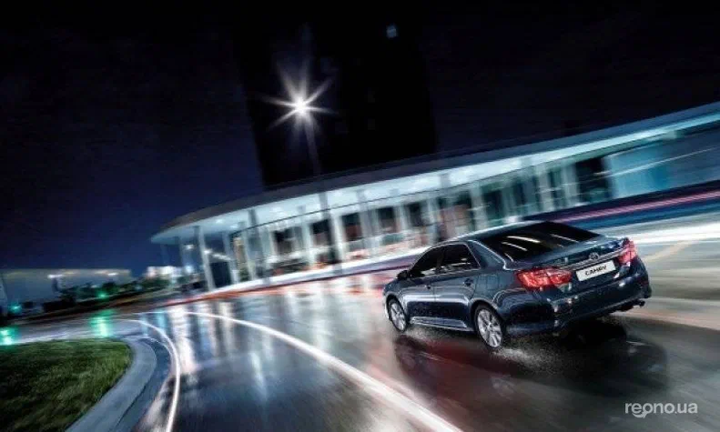 Toyota Camry 2014 - 10