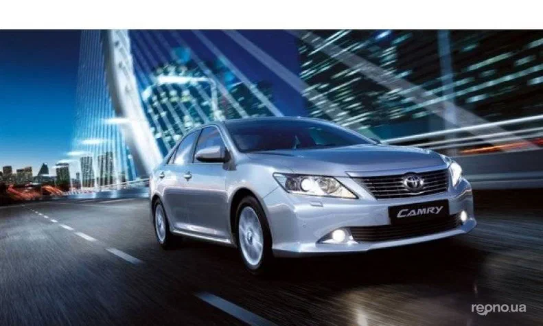 Toyota Camry 2014 - 4