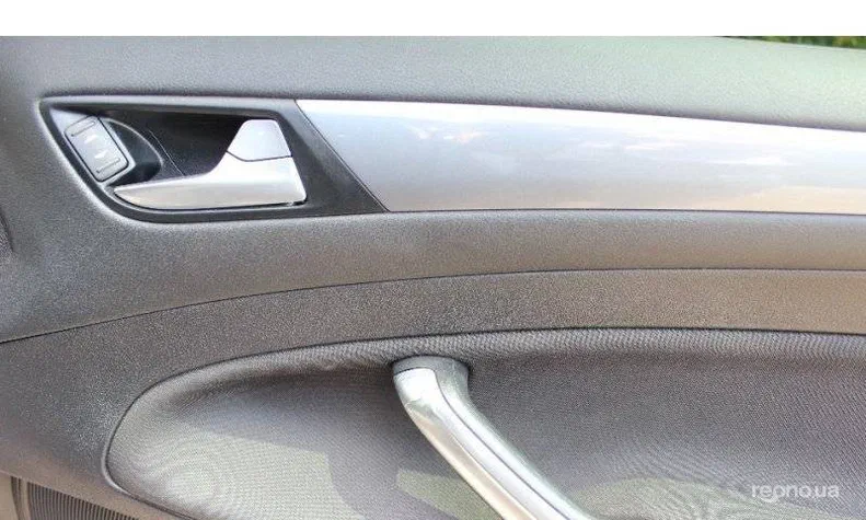 Ford Mondeo 2011 - 4