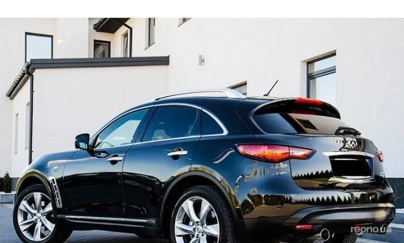 Infiniti FX 2011 - 1