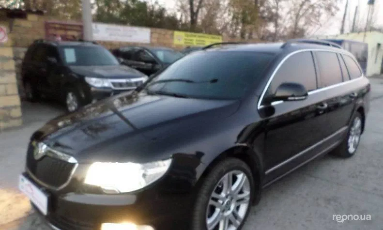 Skoda Superb 2010 - 0