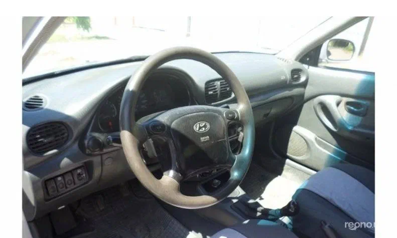 Hyundai Accent 1998 - 2