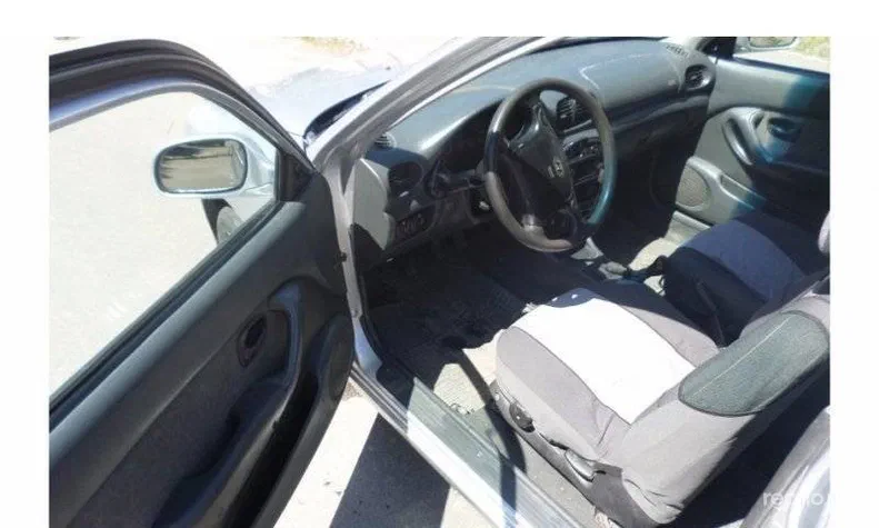 Hyundai Accent 1998 - 3