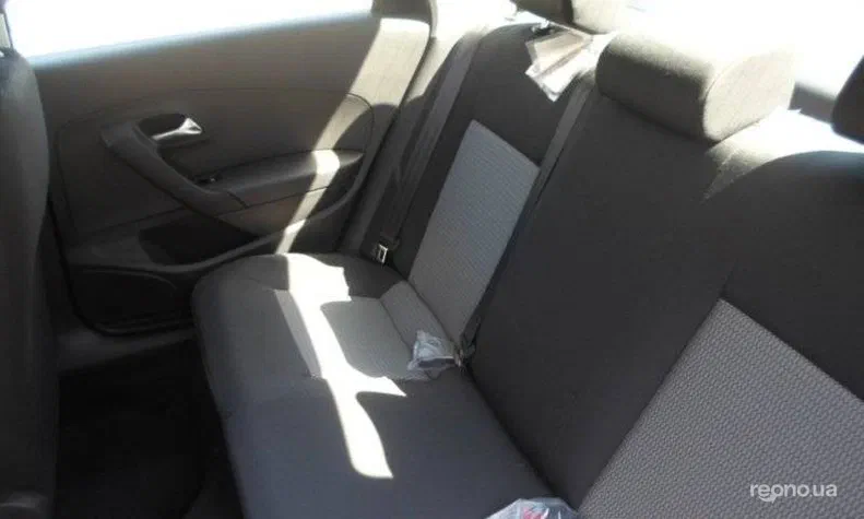 Volkswagen Polo 2013 - 5