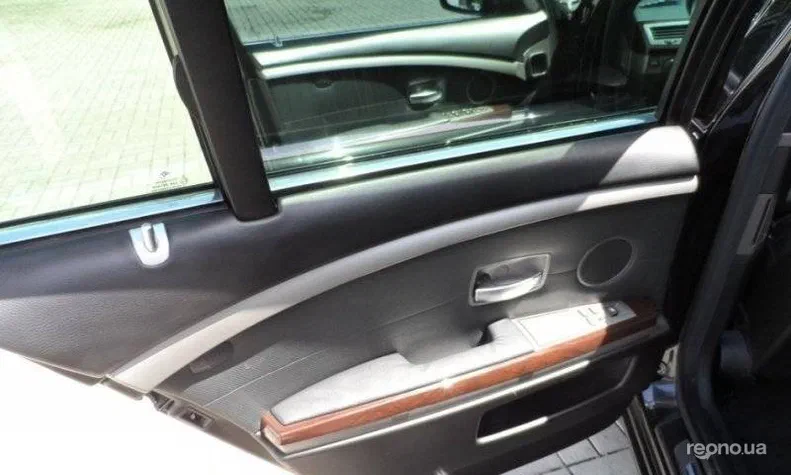 BMW 7 серія 2004 - 8