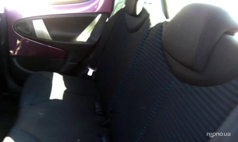 Peugeot 107 2012 - 14