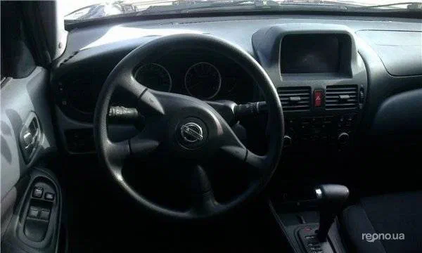 Nissan Almera 2005 - 1