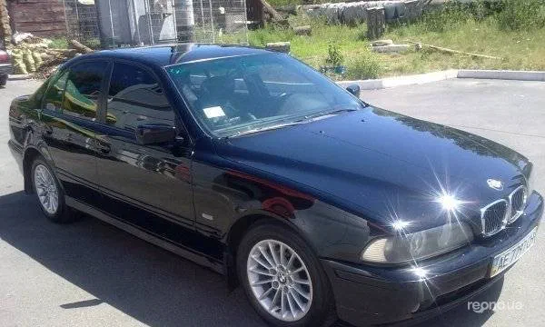 BMW 5 серія 2001 - 1