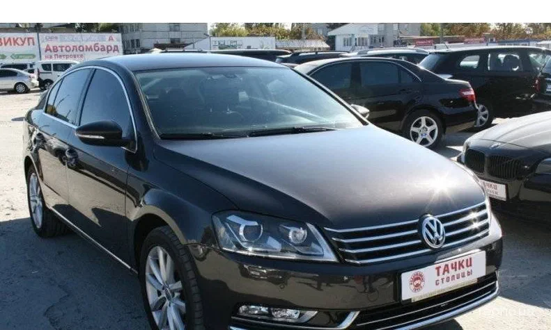 Volkswagen Passat 2011 - 3