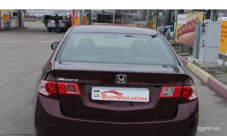 Honda Accord 2010 - 4
