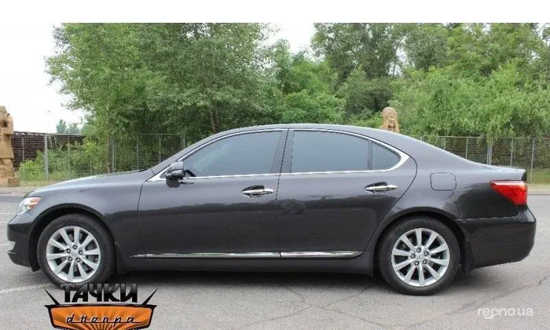 Lexus LS 2010 - 0