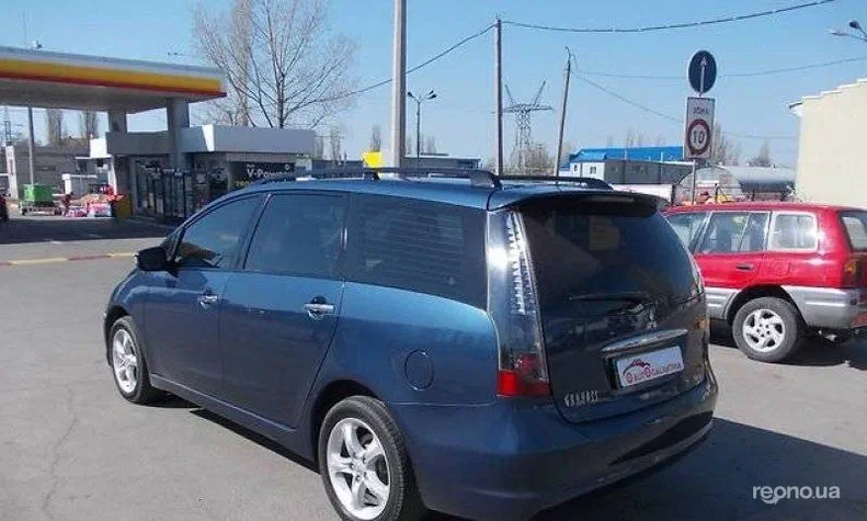 Mitsubishi Grandis 2007 - 8