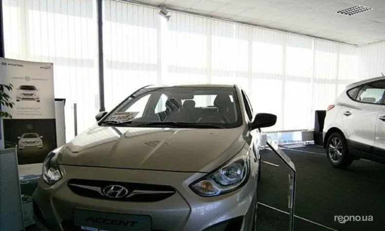 Hyundai Accent 2014 - 5