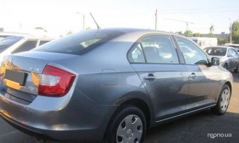 Skoda Rapid 2013 - 1