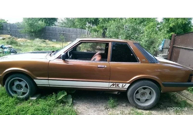 Ford Taurus 1982 - 0