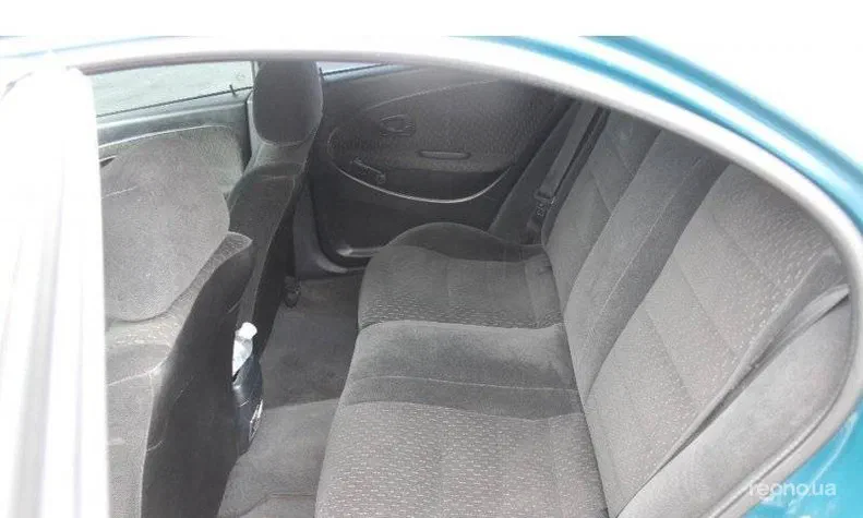 Mitsubishi Carisma 1996 - 12