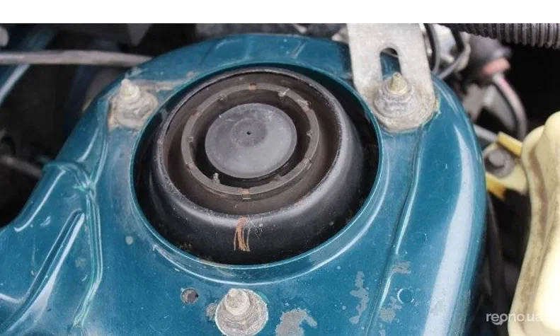 Mitsubishi Carisma 1996 - 2