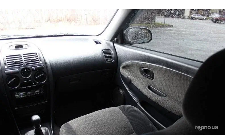 Mitsubishi Carisma 1996 - 17