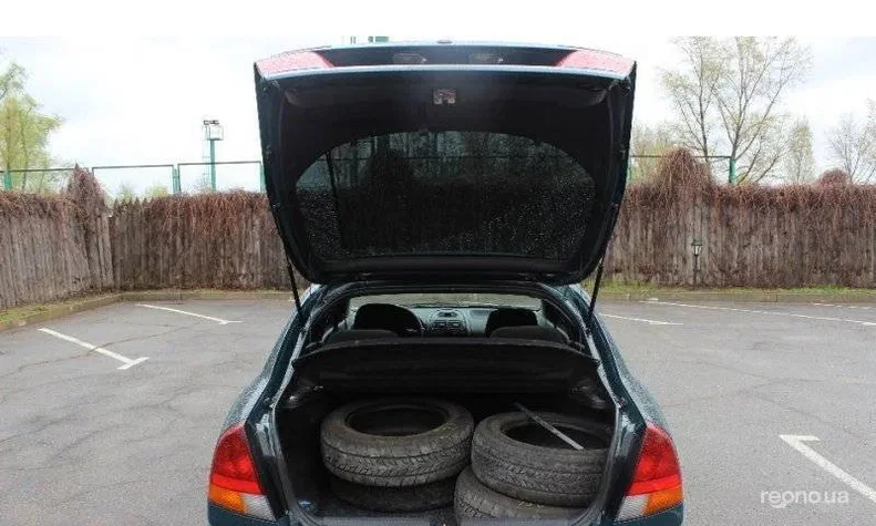 Mitsubishi Carisma 1996 - 25