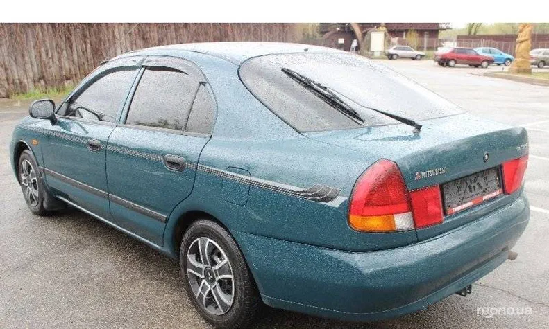 Mitsubishi Carisma 1996 - 23