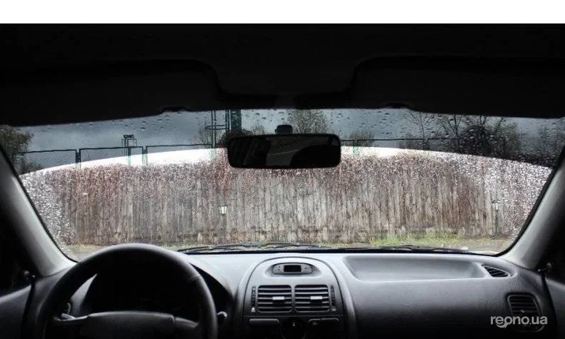 Mitsubishi Carisma 1996 - 19