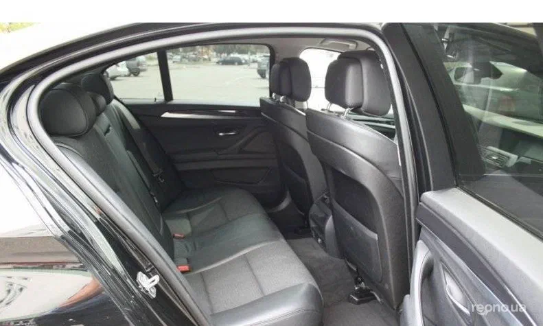 BMW 5 серія 2012 - 1