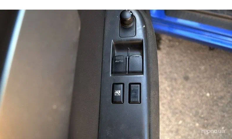 Suzuki Swift 2008 - 12