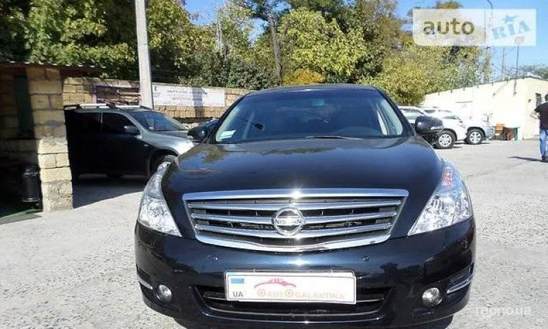 Nissan Teana 2010 - 1