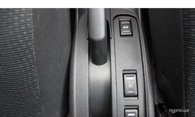 Nissan Micra 2010 - 11