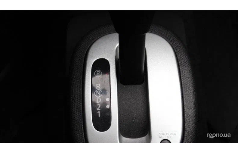 Nissan Micra 2010 - 12