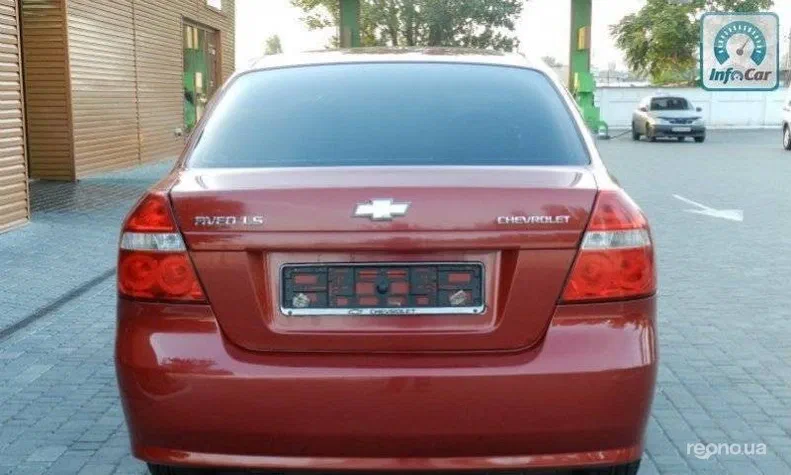 Chevrolet Aveo 2010 - 3