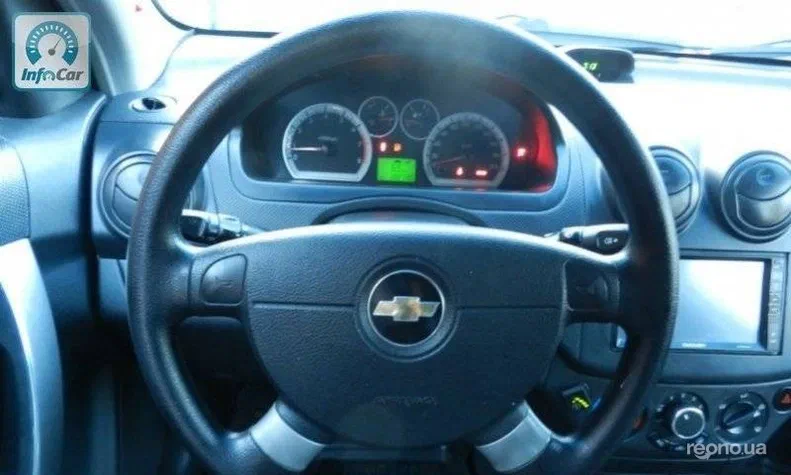 Chevrolet Aveo 2010 - 7