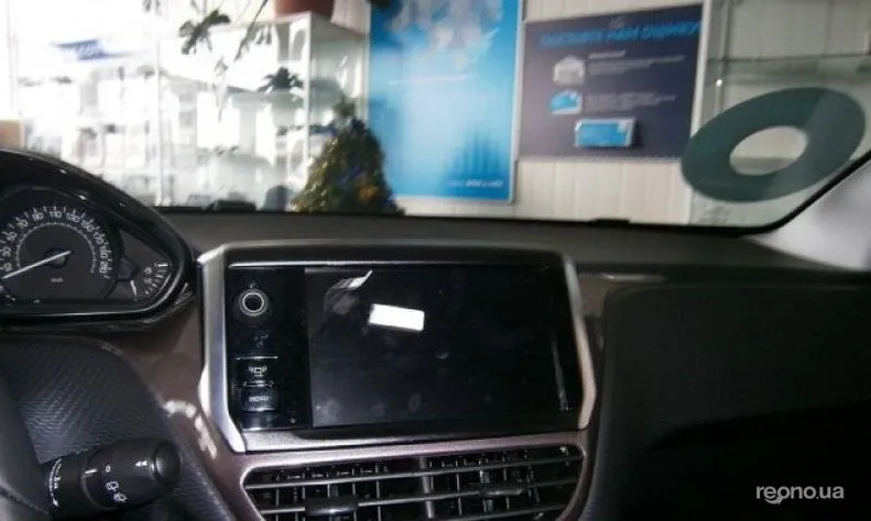 Peugeot 2008 2015