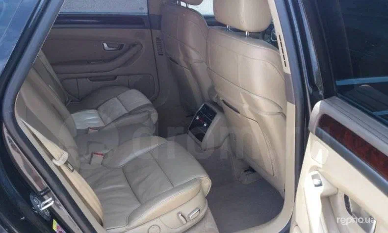 Audi A8 2005 - 3
