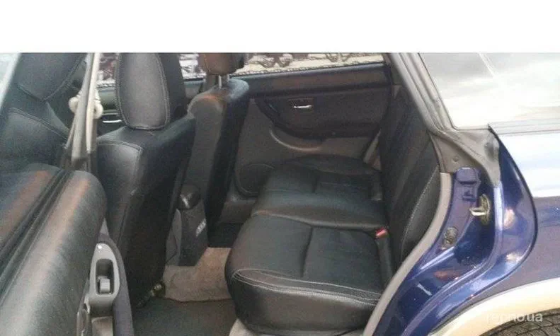 Subaru Legacy 2000 - 1