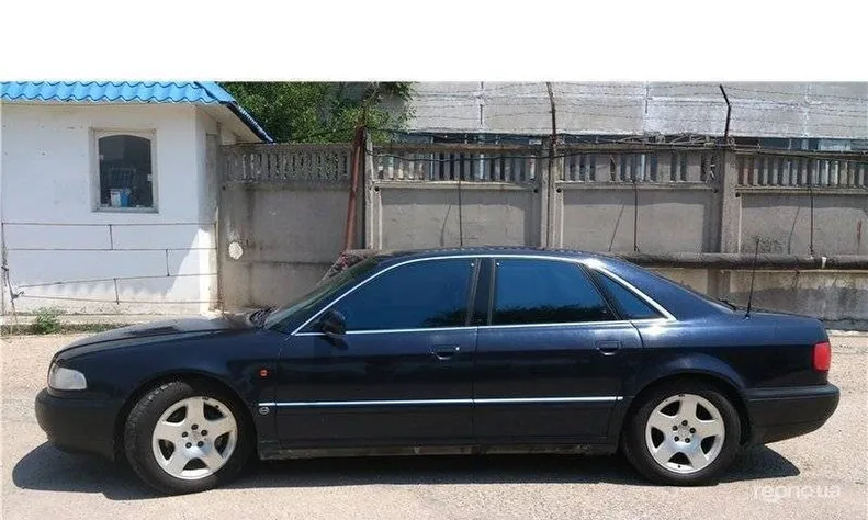 Audi A8 1996