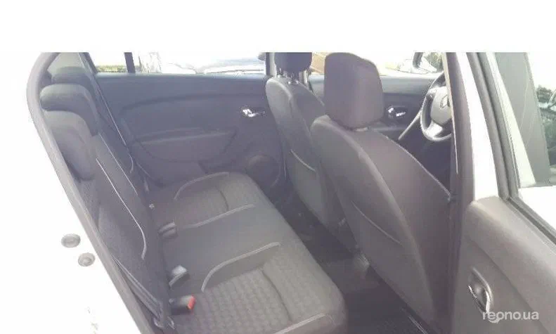 Renault Logan 2013 - 3