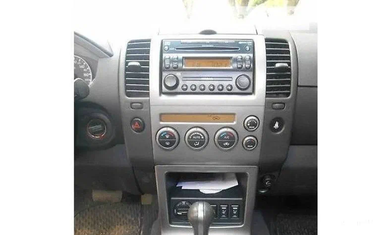 Nissan Pathfinder 2005 - 3