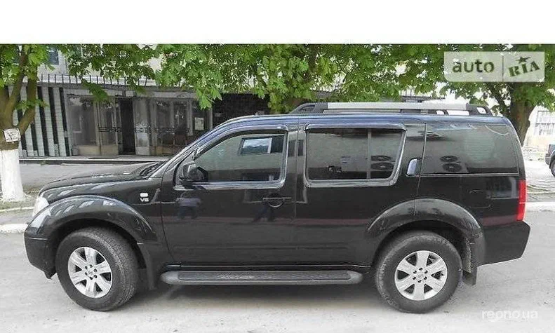 Nissan Pathfinder 2005 - 12