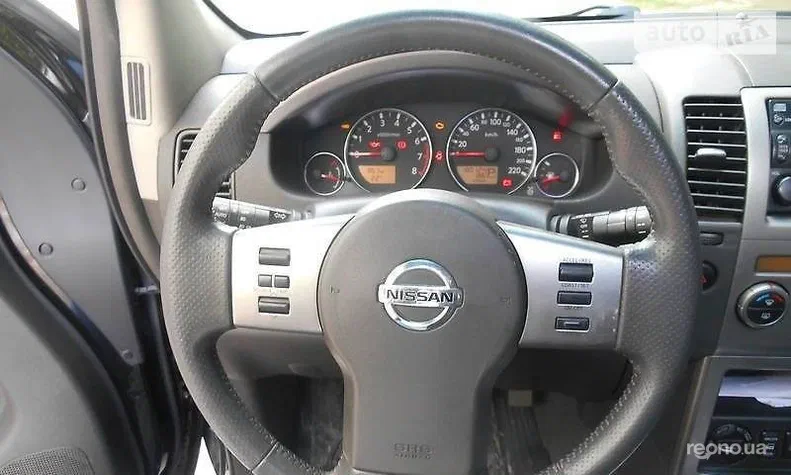 Nissan Pathfinder 2005 - 4