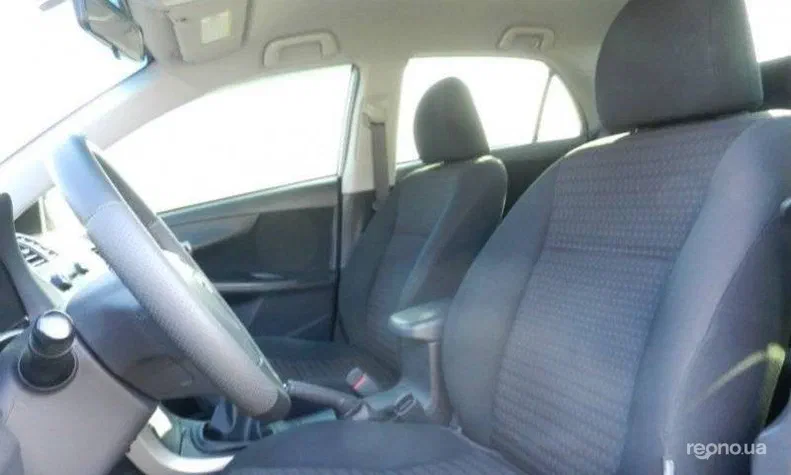 Toyota Corolla 2008 - 9